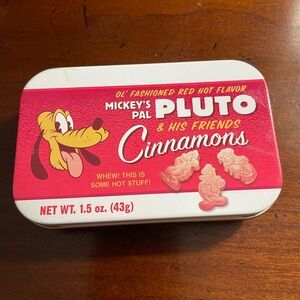 Mickey’s pals Pluto & his friends Cinnamon Tin